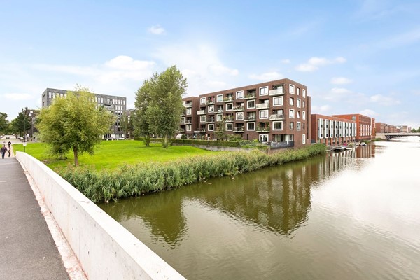 Onder bod: Erich Salomonstraat 553, 1087 GT Amsterdam